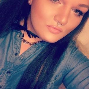 Meet your Posher, Kim